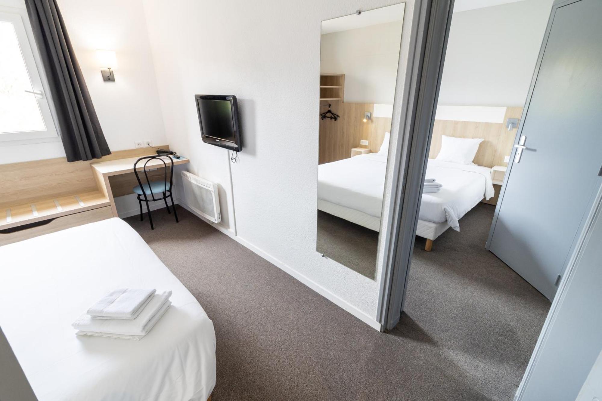 Kyriad Direct Auxerre - Appoigny Hotel Bagian luar foto